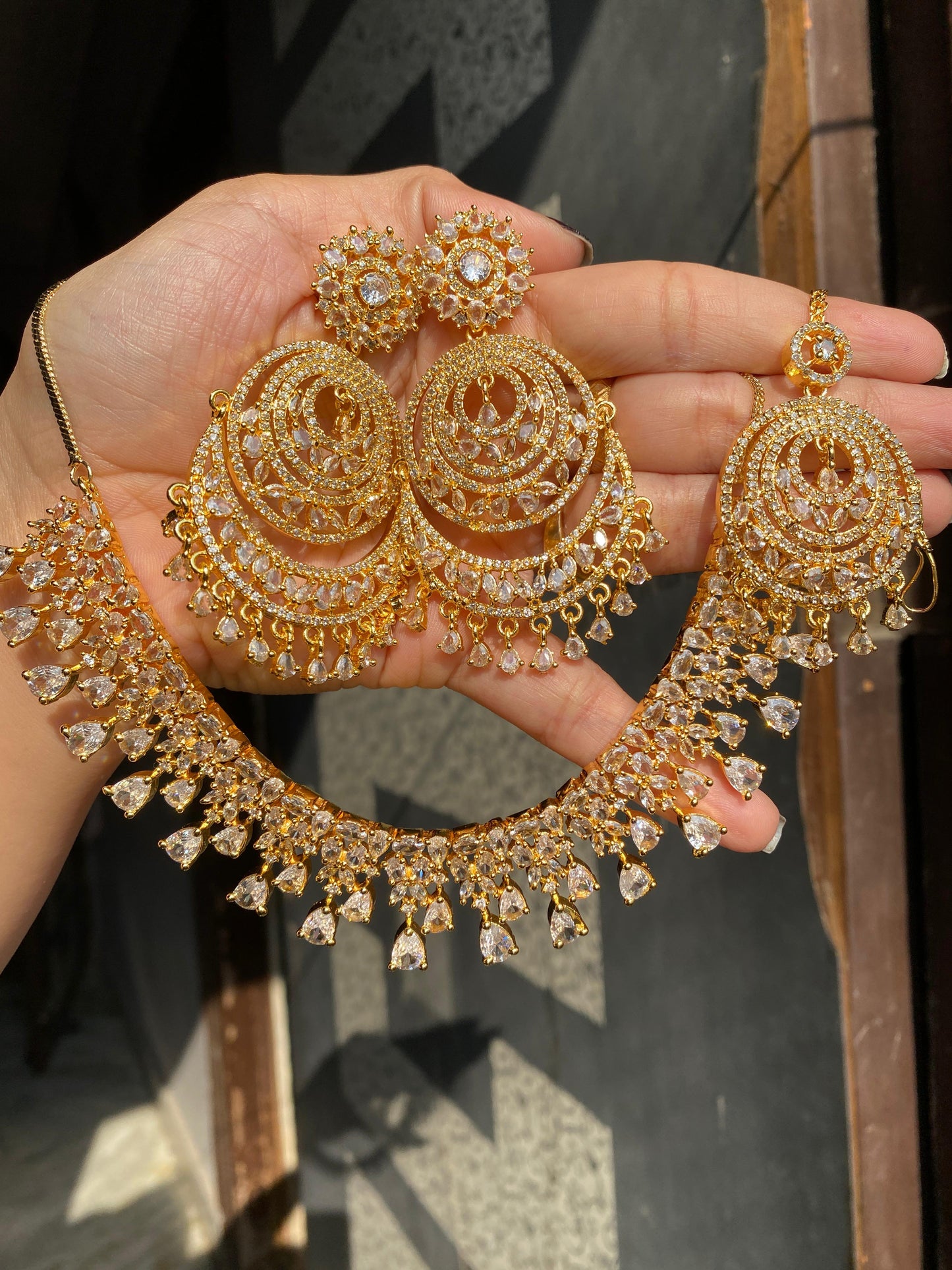 Kainaat necklace