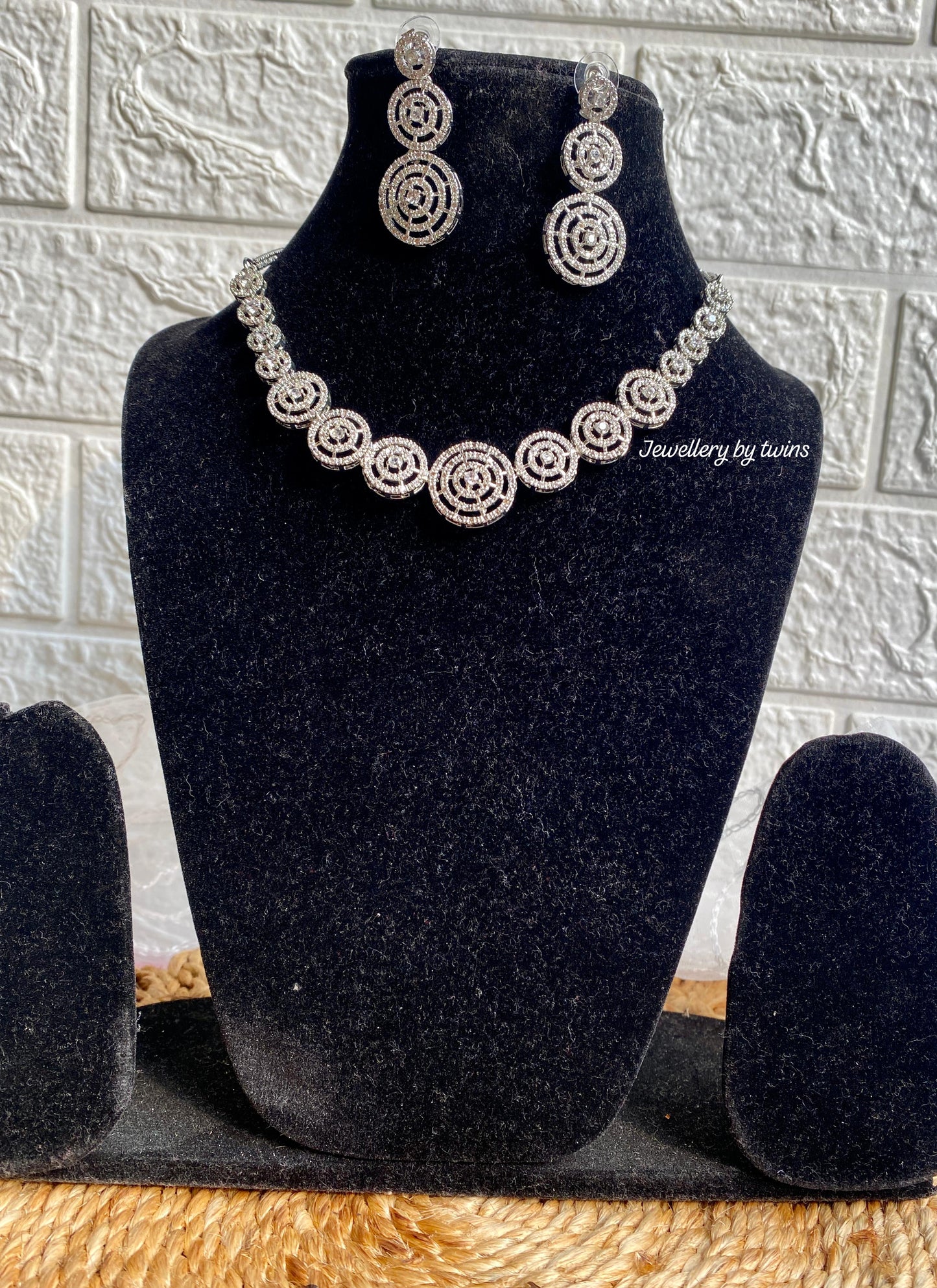 Simple American Diamond Necklace Set