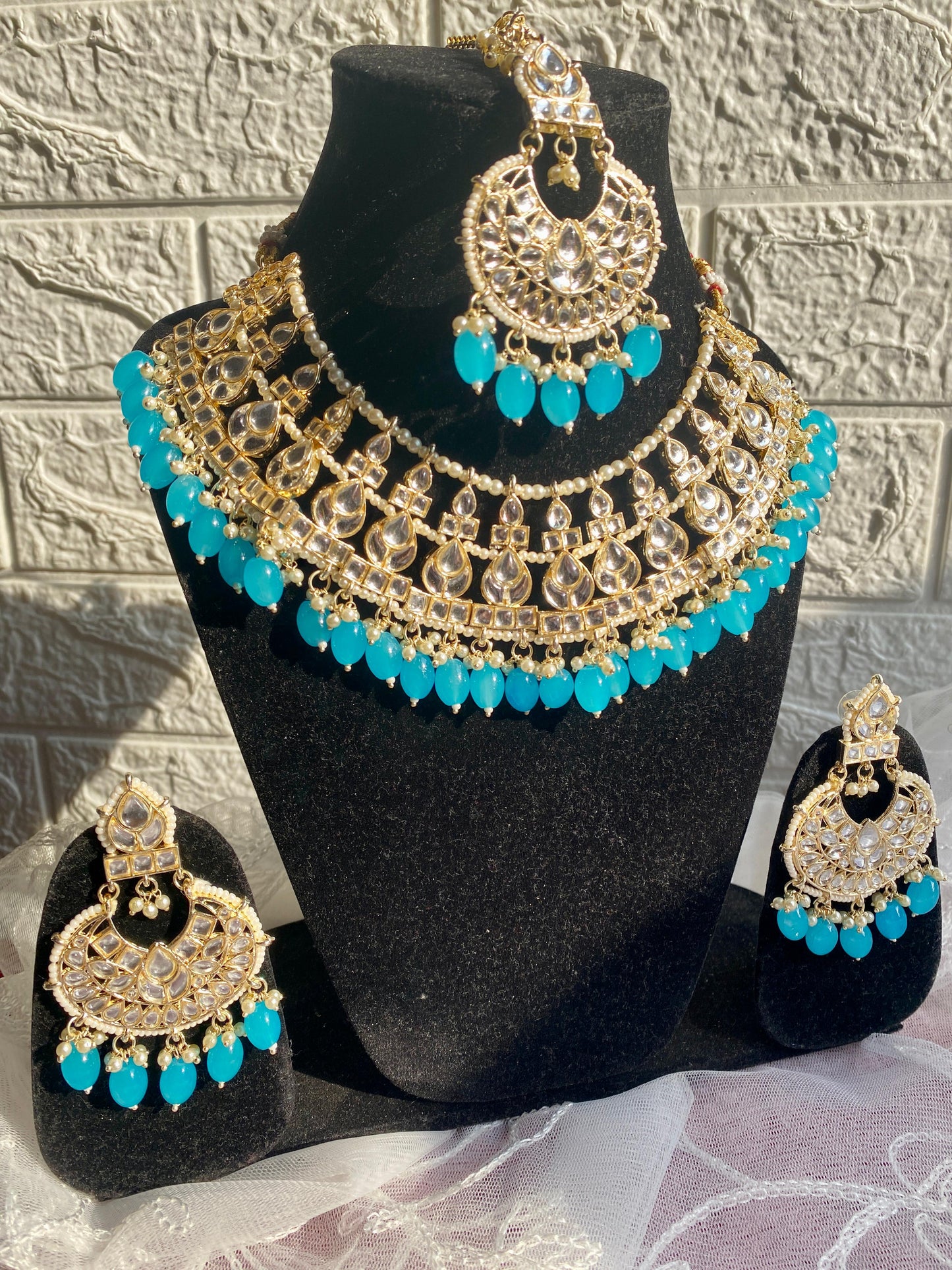 Sabnam Choker Set