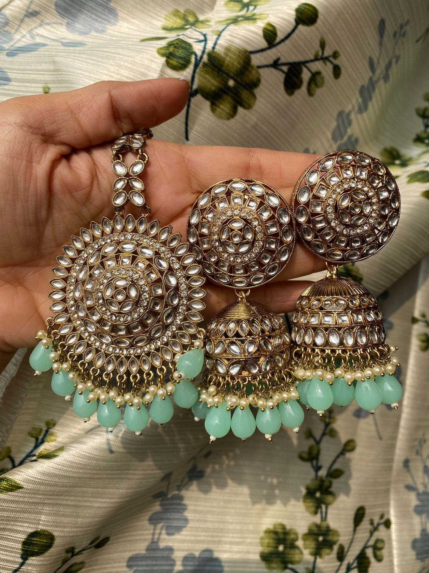 Punjabi Jhumka And Mangtika Set