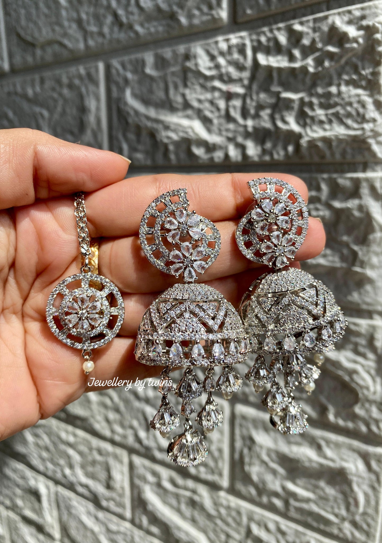 Khubsurat jhumka set