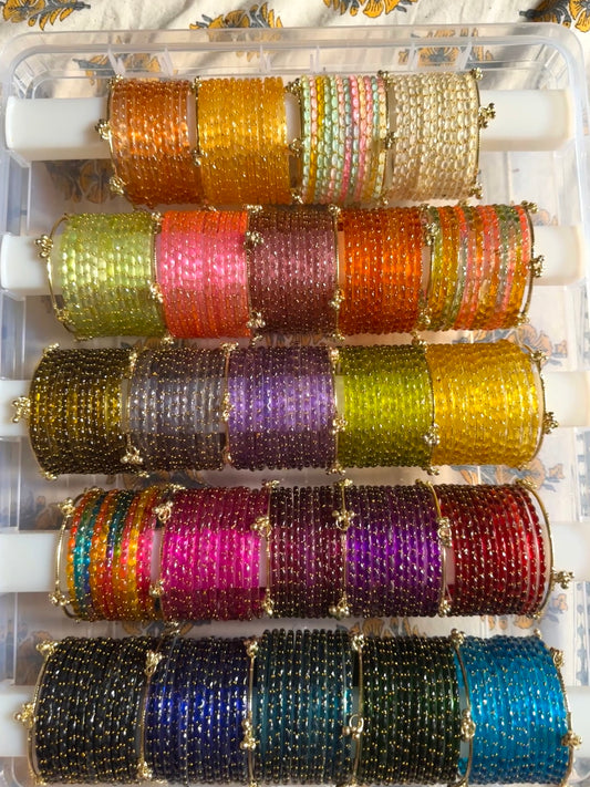 Raindrop Glass Bangles Combo With Organiser