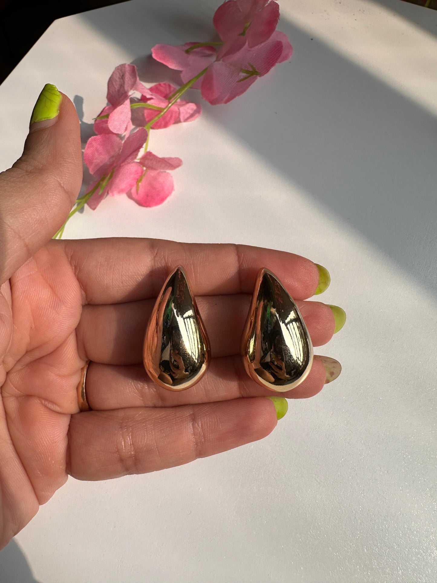 Chunky Gold Drop earrings