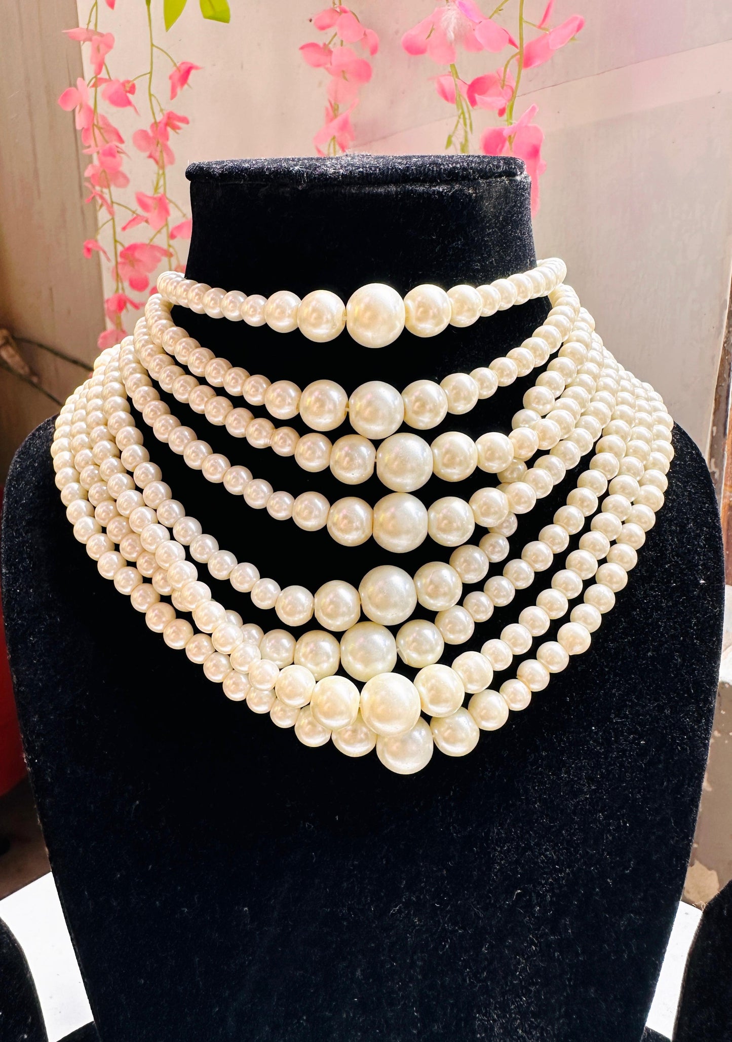 Alia Bhatt 6 line pearl choker