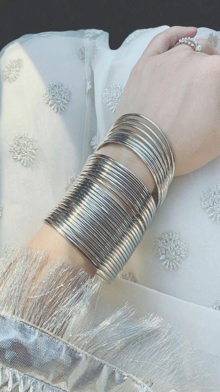 Bollywood favourite plain metal bangles