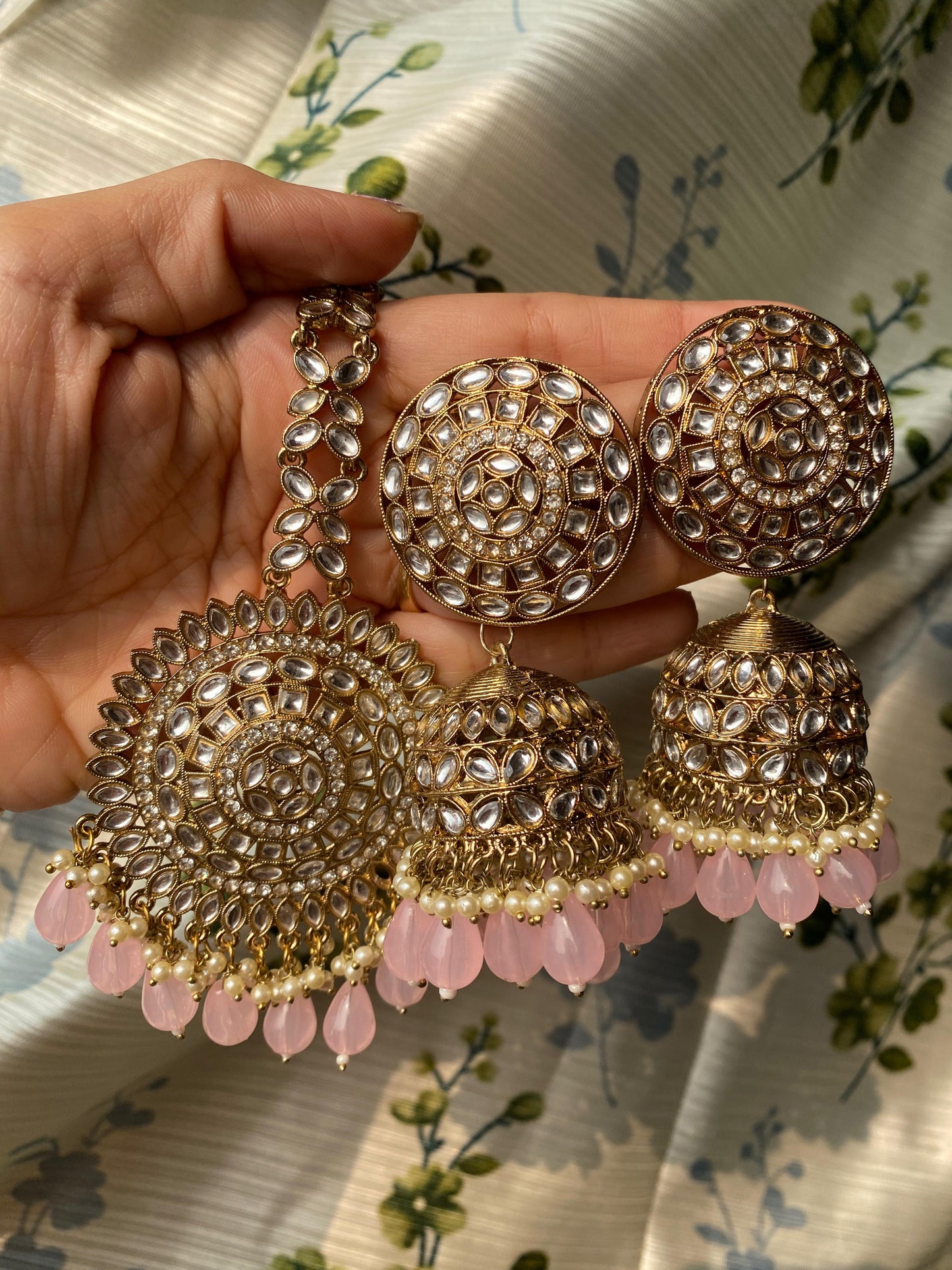 Punjabi Jhumka And Mangtika Set