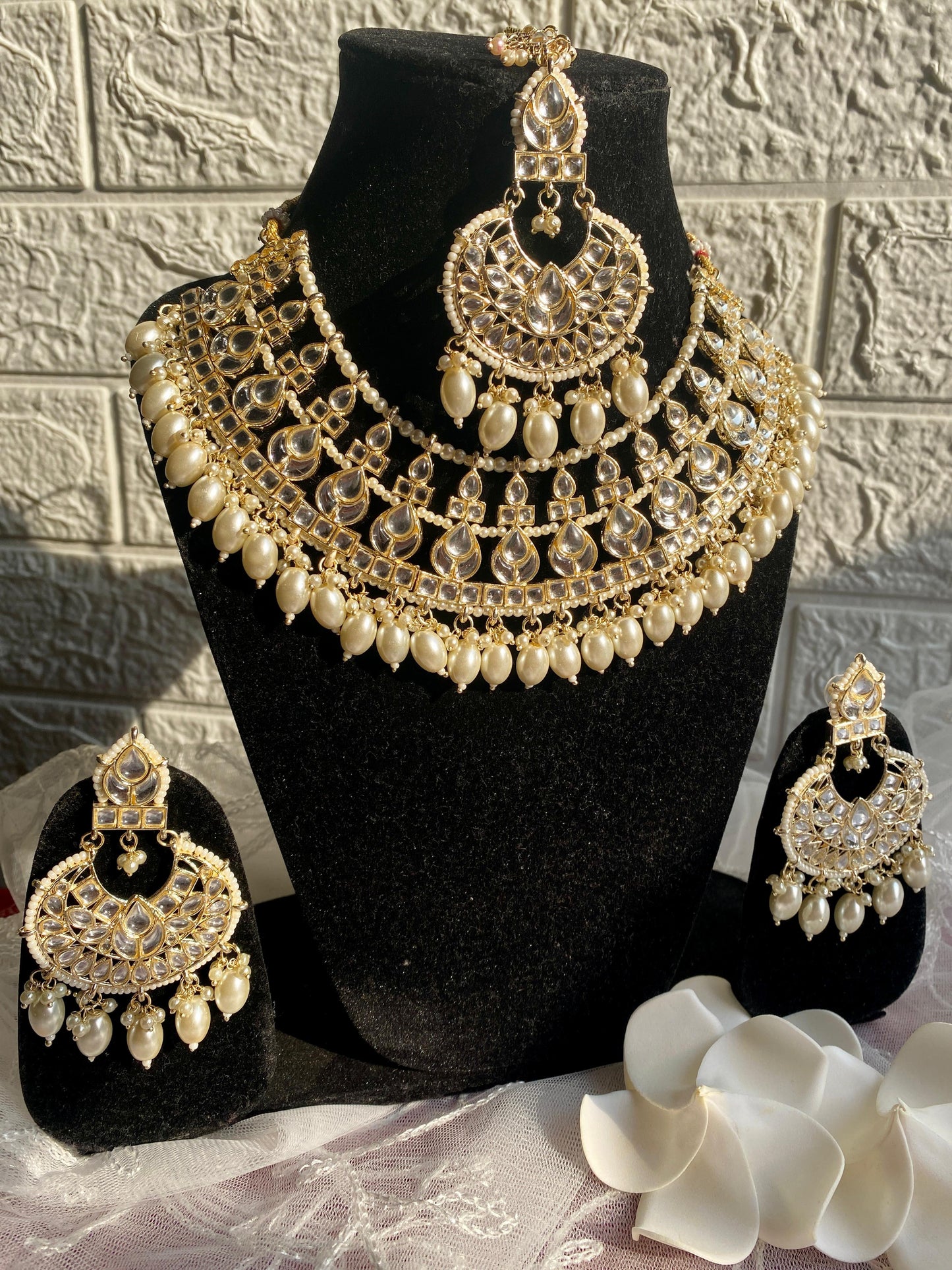 Sabnam Choker Set