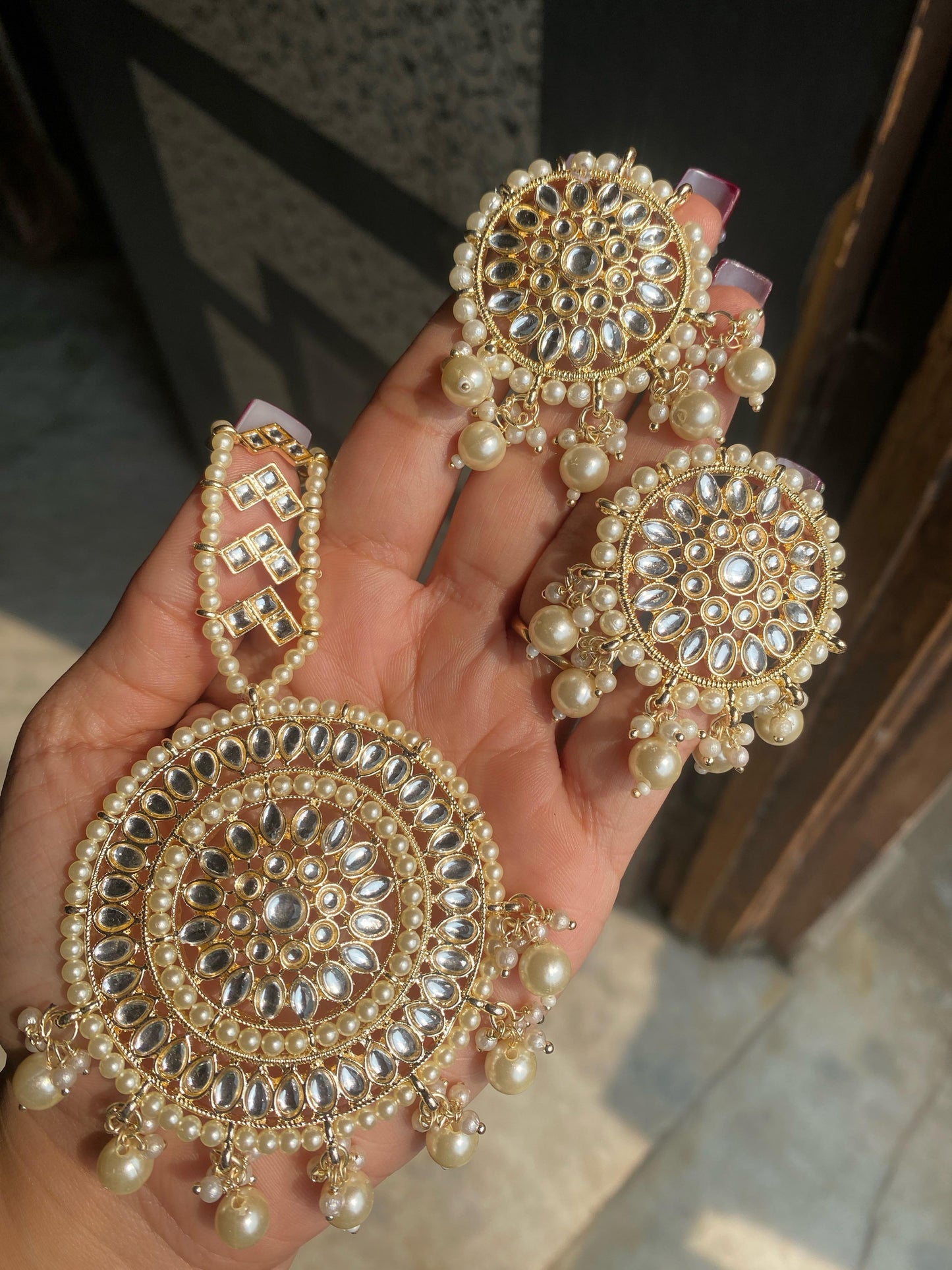 Kundan Punjabi Tikka With Studs