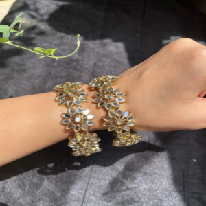 JBT Mirror flower bangles