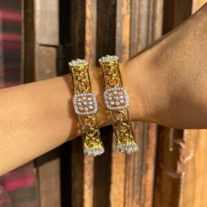 JBT Maya gold plated american diamond bangles